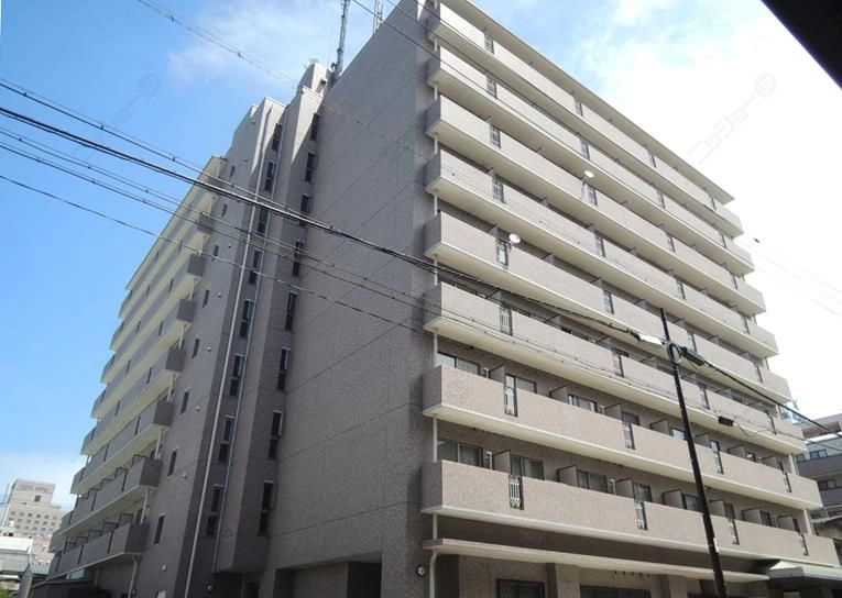 プログレンス栄の外観