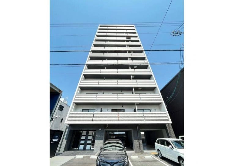 GRANDUKE千代田regariaの外観