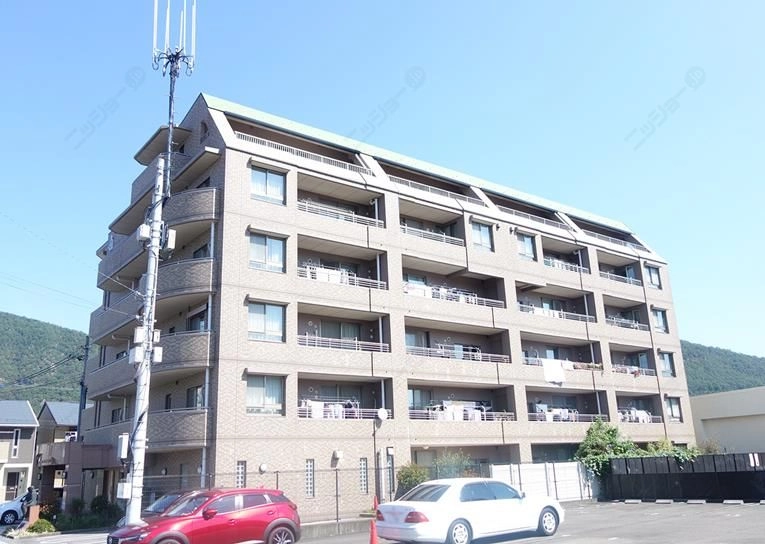 ｷｬｯｽﾙﾊｲﾂ長良井田Ⅳ　５０２号の外観