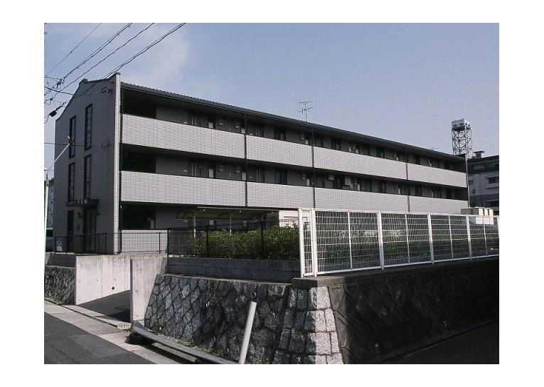 レオパレス藤里の外観