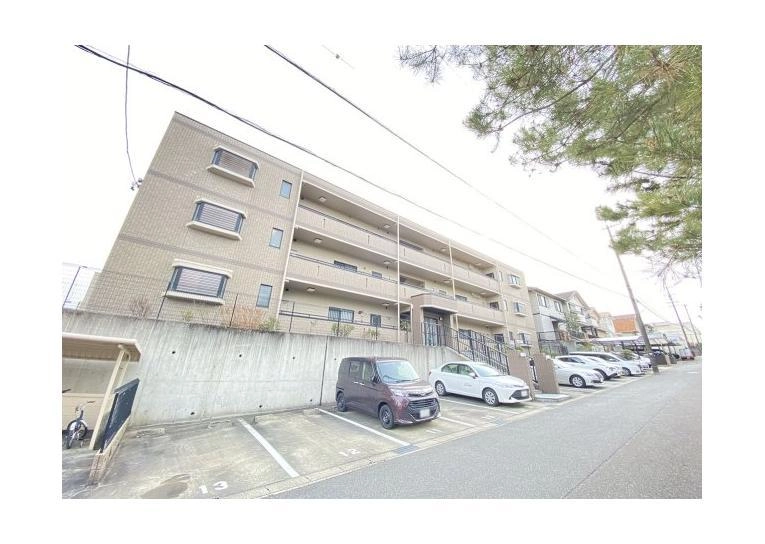 外観写真 ※写真は同型モデルの場合もございます