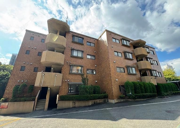 ヴィラ滝川の外観