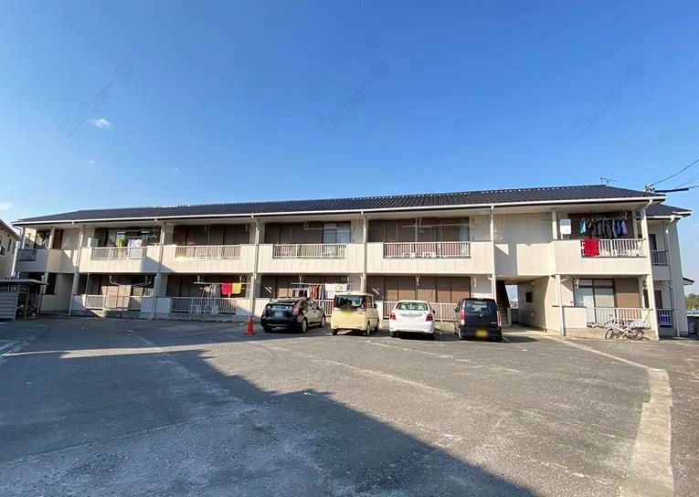 ビューラー郷西の外観