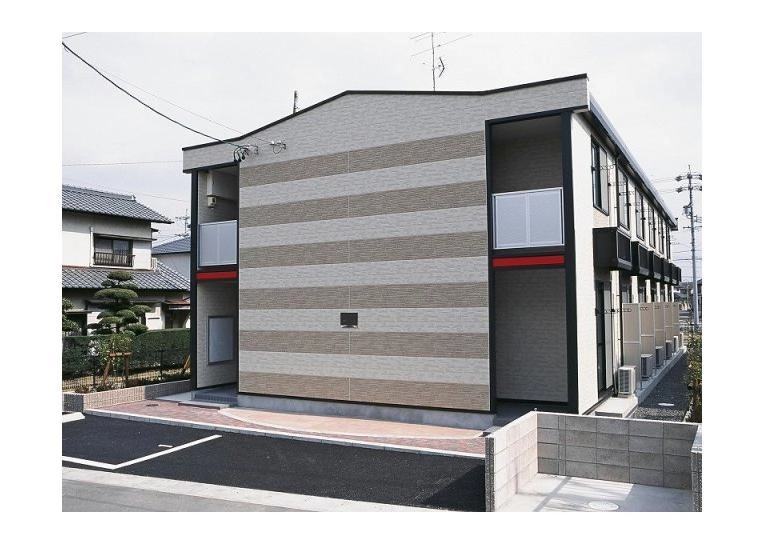 レオパレス縁の外観