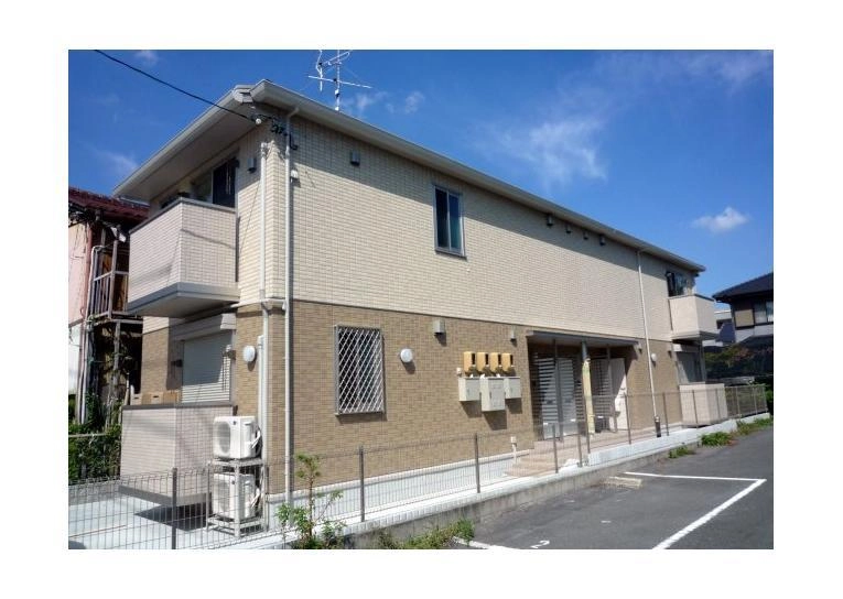 サンモール高畑の外観