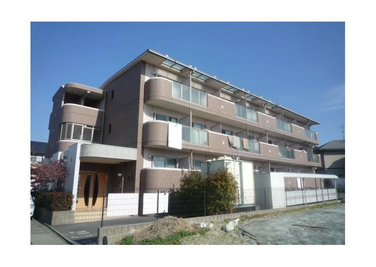 リヴィエール新の外観