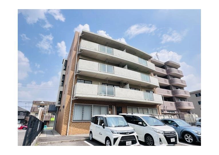 外観写真 ※写真は同型モデルの場合もございます