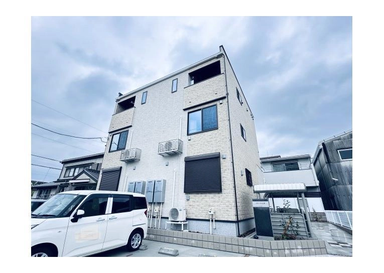 外観写真 ※写真は同型モデルの場合もございます