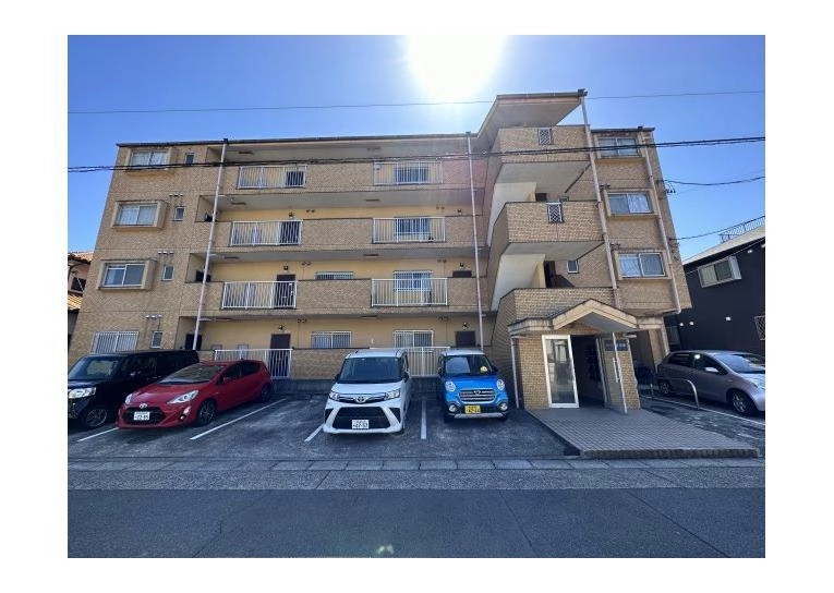 サクセス米本の外観