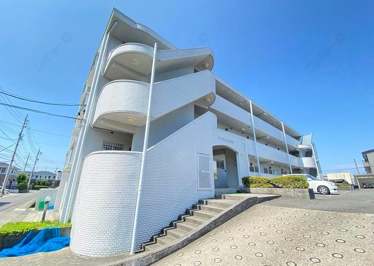 エクセレンス名東の外観