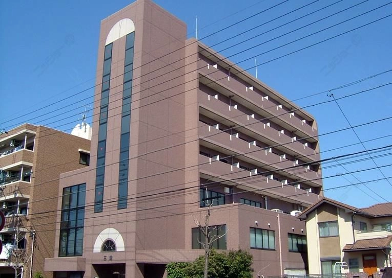 ラフォーレ三愛の外観