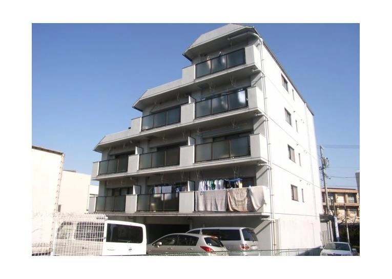 グランヴェル西山の外観