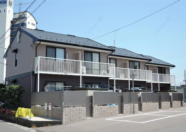 ドミール大塚の外観