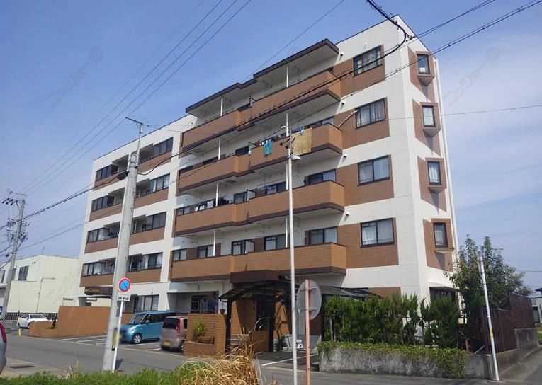 ベルハウス岐南の外観