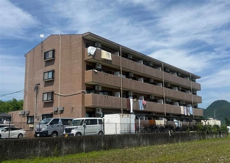 モラールの外観