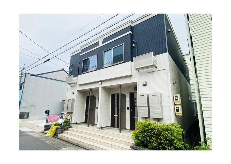 メリーシャトレーンの外観