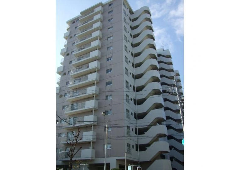 三井東別院ハイツの外観