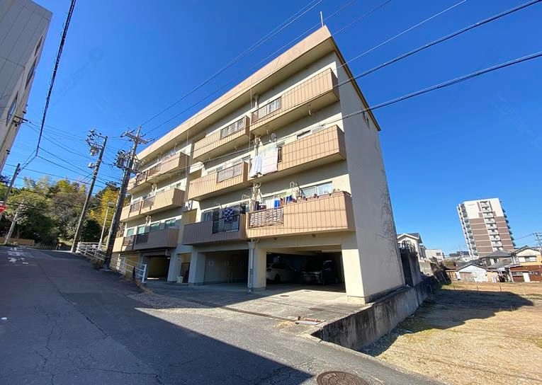 Ｌａ　ｇｒａｃｉｅｕｓｅ明大寺の外観