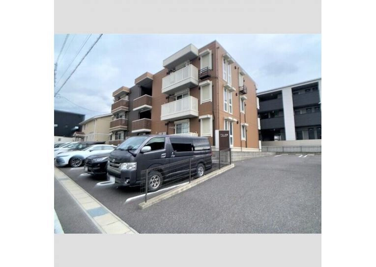 ブリーゼⅢの外観