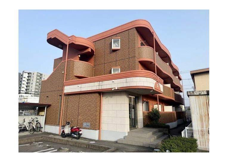 アルバ・美合の外観