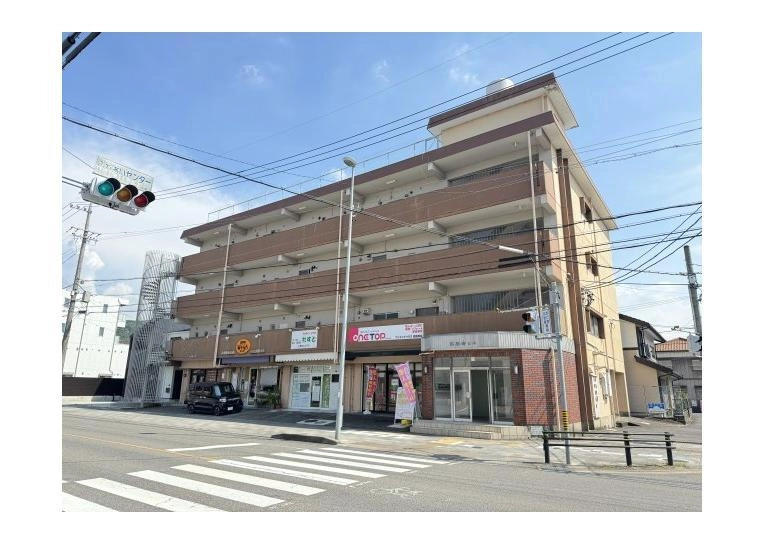 高蔵寺ビルの外観