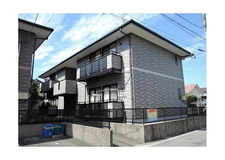 ヴォワール三和　A棟の外観