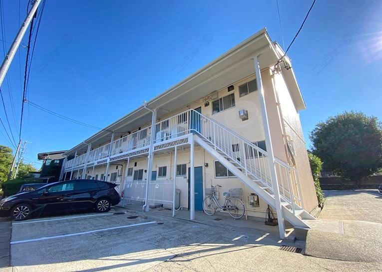 第二上中荘の外観