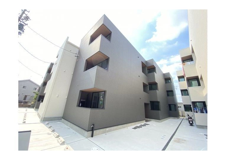 Warren nakashiotaⅤの 外観