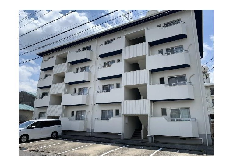 浦里第二マンションの外観