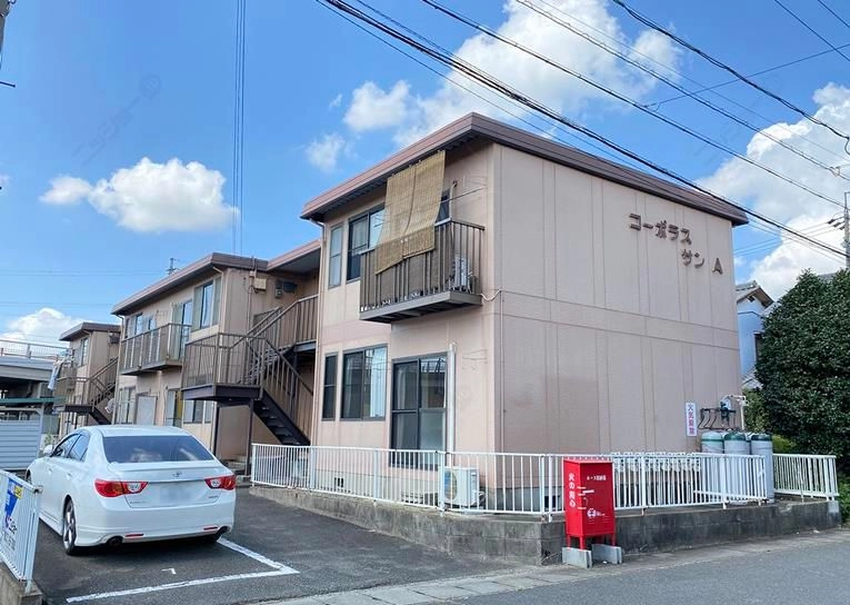 コーポラスサンＡの外観