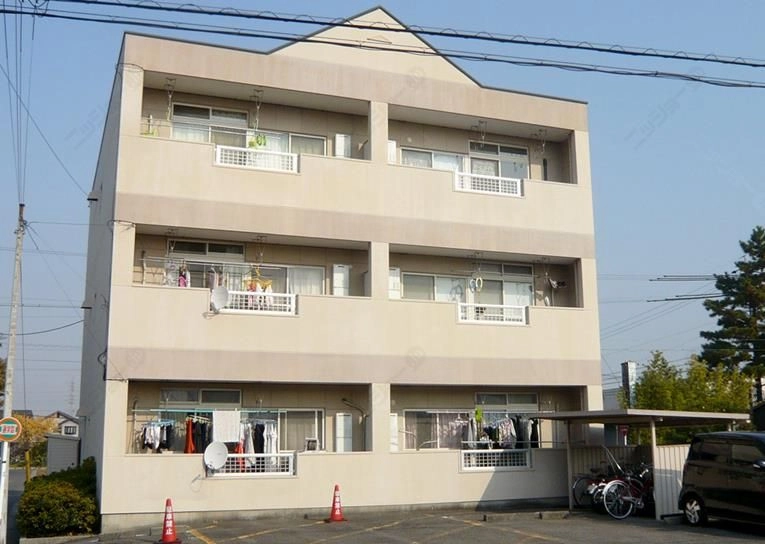 エスポアールうめだの外観