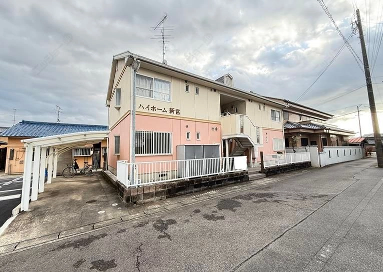 ブラン・ニュー白山の外観