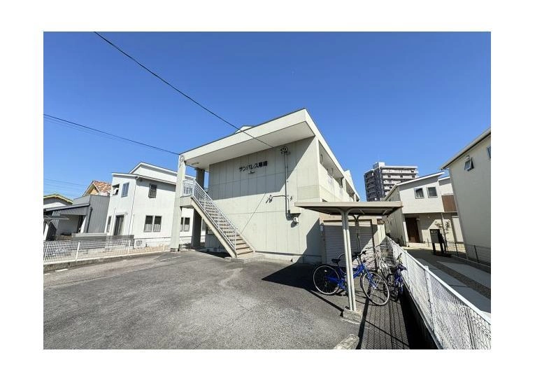 サンパレス尾崎の外観