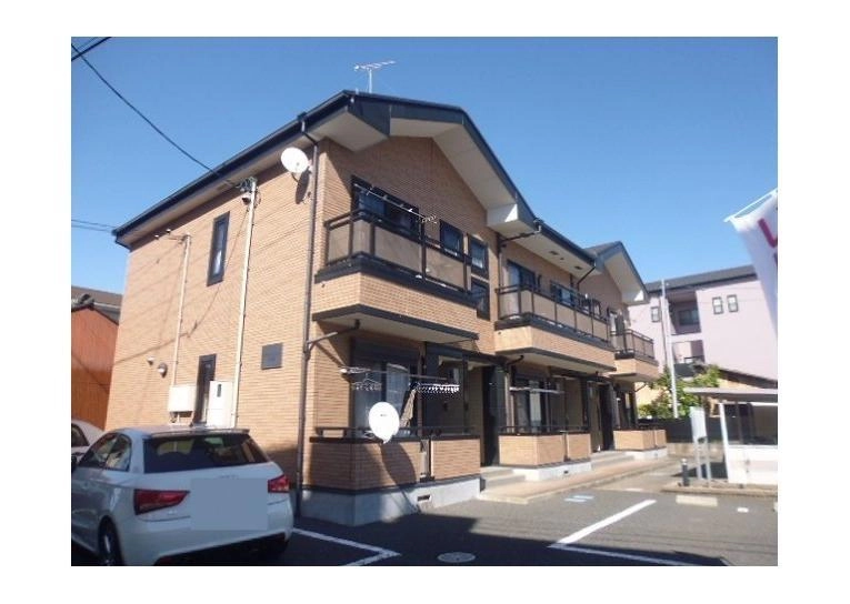 ロイヤルマ  ンション日の出の外観