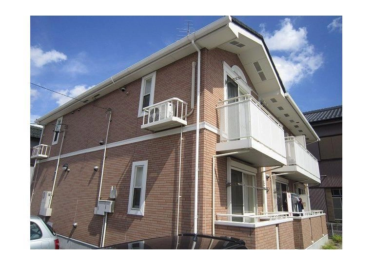 コムフィールの外観