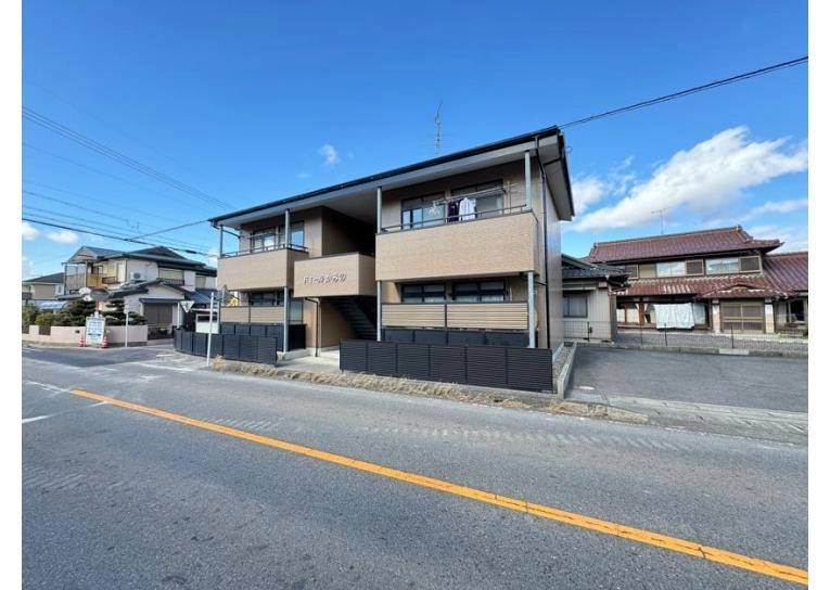 ドミールかみのの外観