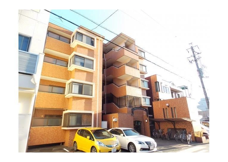 サンハイツ小幡の外観