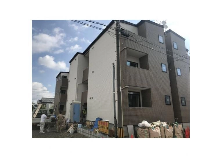 ROBOT HOUSE 守山A棟の外観