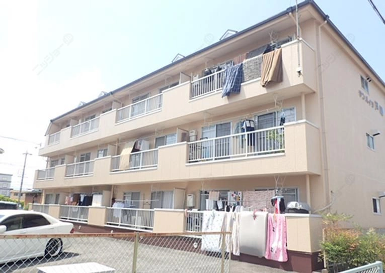 サンハイツ戸崎の外観