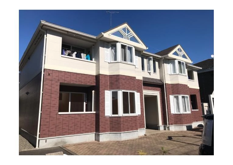 オリンピアＧの外観