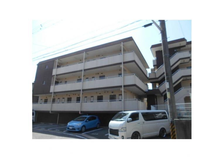 グリーンハ  イツ東山の外観