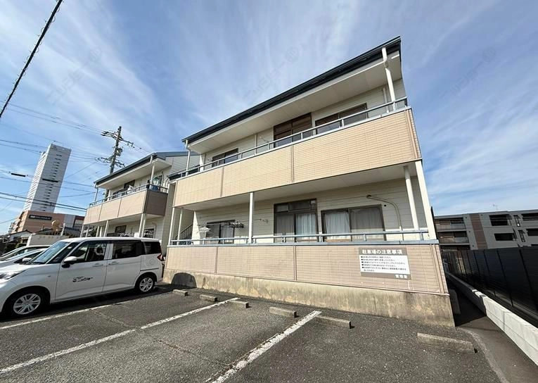 外観写真 ※写真は同型モデルの場合もございます