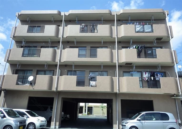 ユーミーマンション岩谷の外観