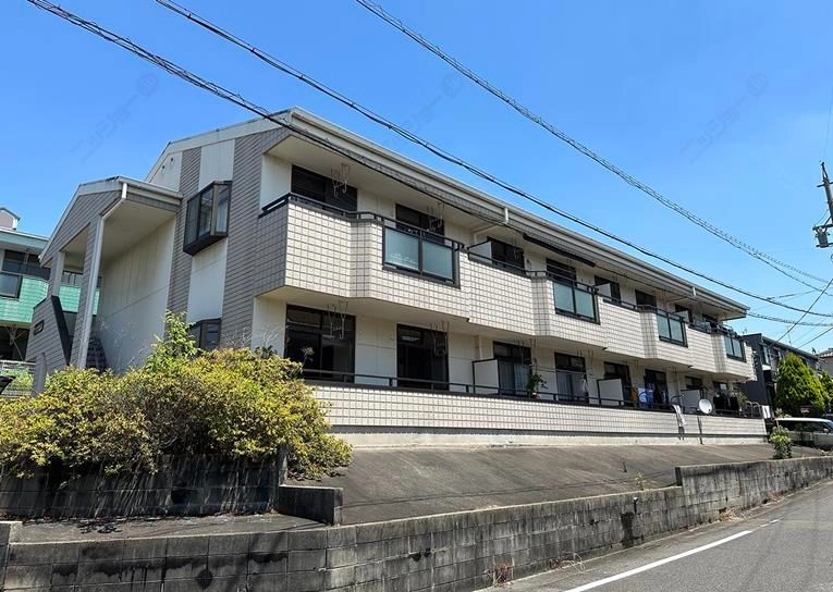 グリーンヒル巽が丘Ｂ棟の外観