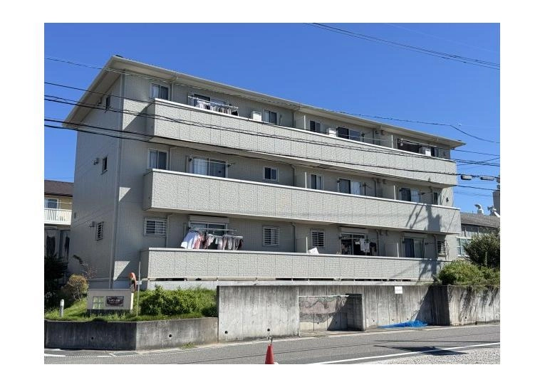 レザン長根　Bの外観