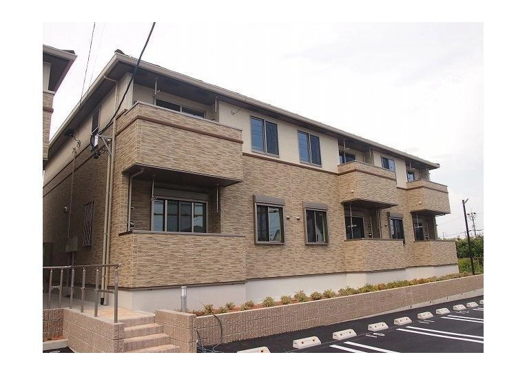 グラン・コート スピカⅡの外観