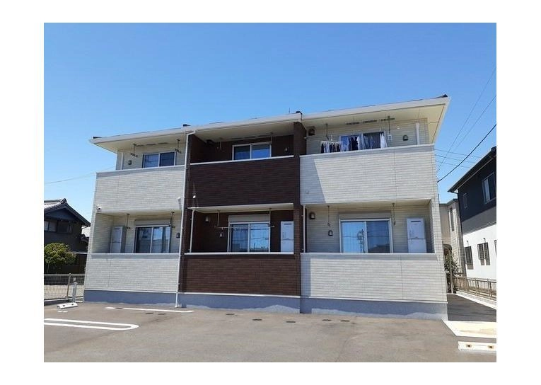 サン　ガーデンの外観