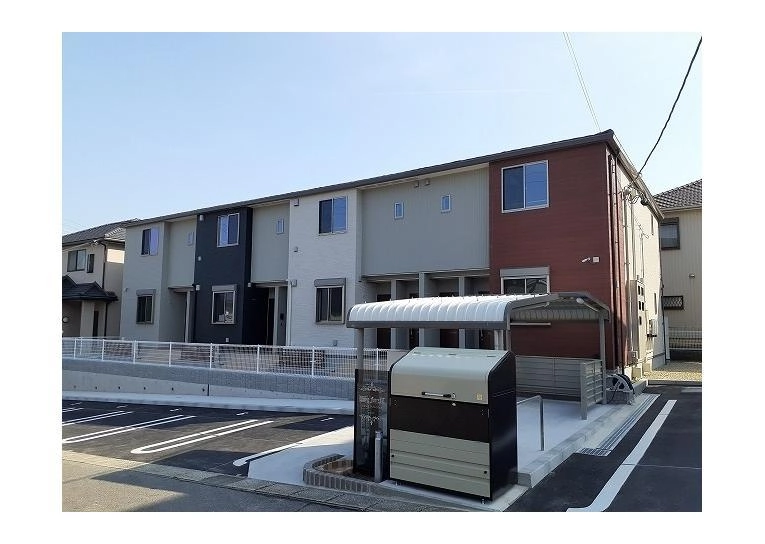 リビング  フォレスト．Ｔの外観