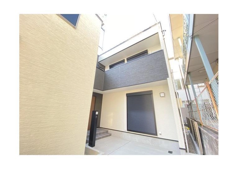 プログレス本郷の外観