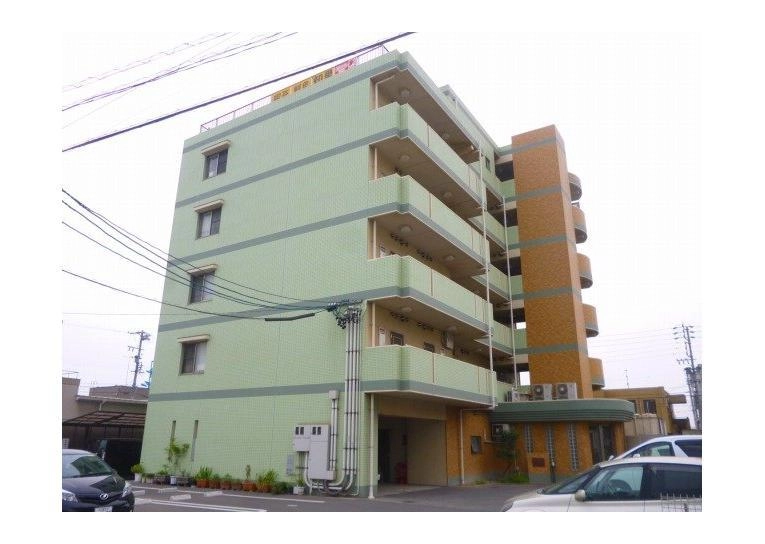 フォレスト裕萌里の外観